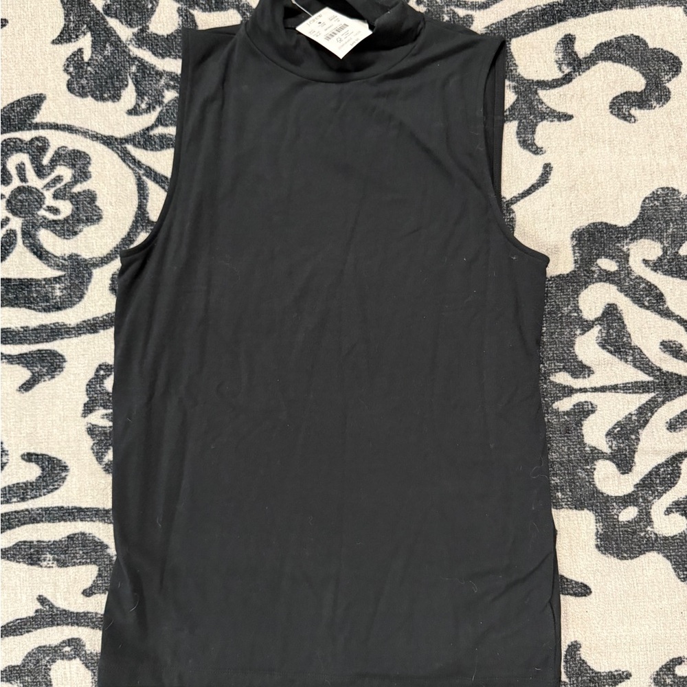 Black Sleeveless Stetch Turtleneck Top